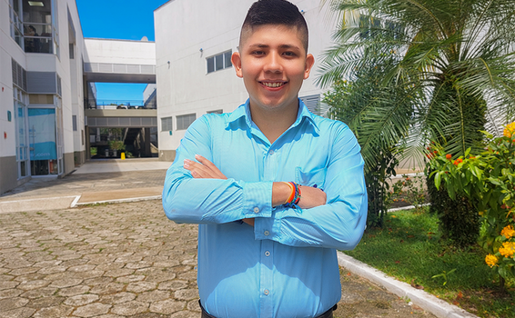 Aprendiz del Amazonas representará al SENA en campamento para jóvenes líderes en EE. UU. Aprendiz del Amazonas representará al SENA en campamento para jóvenes líderes en EE. UU.