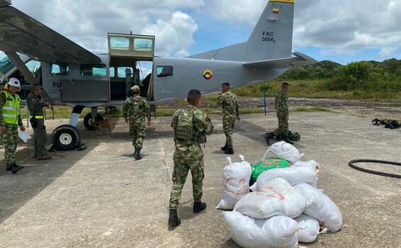 Apoyo aéreo brindado a la Fuerza Pública en el sur del país