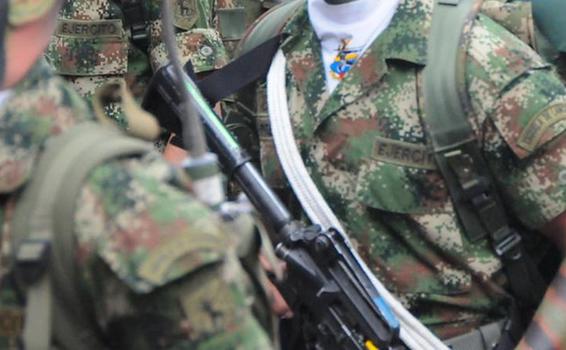 Mujer en Miranda, Cauca, habría sido asesinada por miembro del Ejército