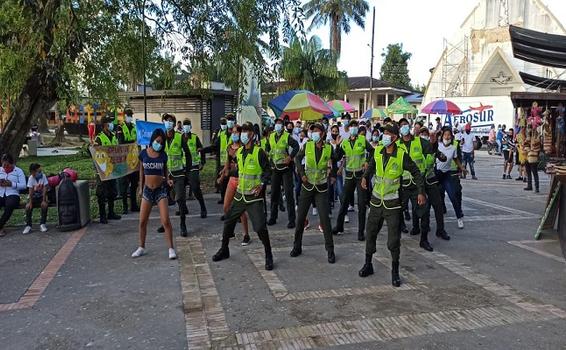 EN LETICIA REALIZAMOS LANZAMIENTO DE LA CAMPAÑA #ColombiaUnaRazón 