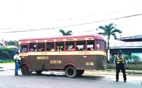 Tránsito de Maynas realiza operativo a ómnibuses de transporte público