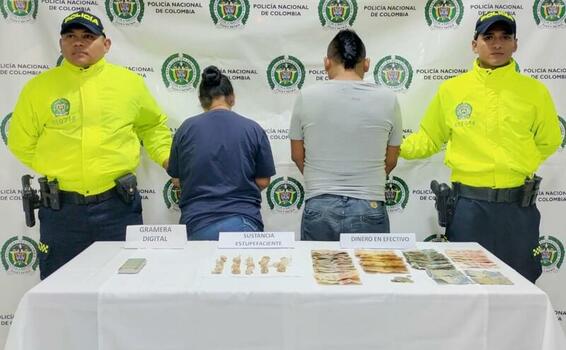 Mediante diligencia de allanamiento una pareja fue capturada por el delito de tráfico, fabricación o porte de estupefacientes Mediante diligencia de allanamiento una pareja fue capturada por el delito de tráfico, fabricación o porte de estupefacientes