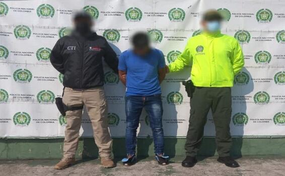 SUJETO QUE HABRÍA ABUSADO SEXUALMENTE DE SU SOBRINA DE 10 AÑOS DE EDAD, FUE ENVIADO A LA CÁRCEL SUJETO QUE HABRÍA ABUSADO SEXUALMENTE DE SU SOBRINA DE 10 AÑOS DE EDAD, FUE ENVIADO A LA CÁRCEL
