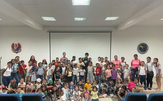 “Cine con Altura”, iniciativa de fin de año para los niños de Leticia, Amazonas “Cine con Altura”, iniciativa de fin de año para los niños de Leticia, Amazonas