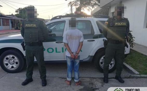 NUESTROS UNIFORMADOS REALIZAN CAPTURA DE UN SUJETO POR EL DELITO DE DAÑO EN BIEN AJENO NUESTROS UNIFORMADOS REALIZAN CAPTURA DE UN SUJETO POR EL DELITO DE DAÑO EN BIEN AJENO