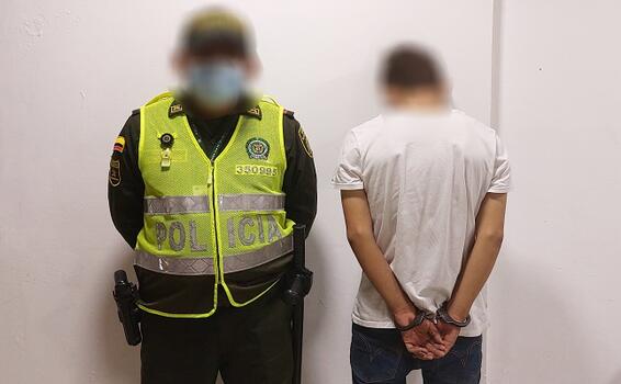CAPTURADO SUJETO POR EL DELITO DE ACTOS SEXUALES CON MENOR DE 14 AÑOS CAPTURADO SUJETO POR EL DELITO DE ACTOS SEXUALES CON MENOR DE 14 AÑOS