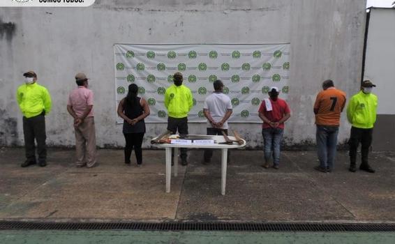 POLICIA CAPTURA A SEIS PERSONAS POR DELITOS CONTRA LOS RECURSOS NATURALES Y EL MEDIO AMBIENTE POLICIA CAPTURA A SEIS PERSONAS POR DELITOS CONTRA LOS RECURSOS NATURALES Y EL MEDIO AMBIENTE