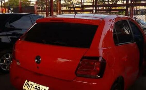 Internauta denuncia carro roubado em Manaus que pode estar na fronteira Internauta denuncia carro roubado em Manaus que pode estar na fronteira
