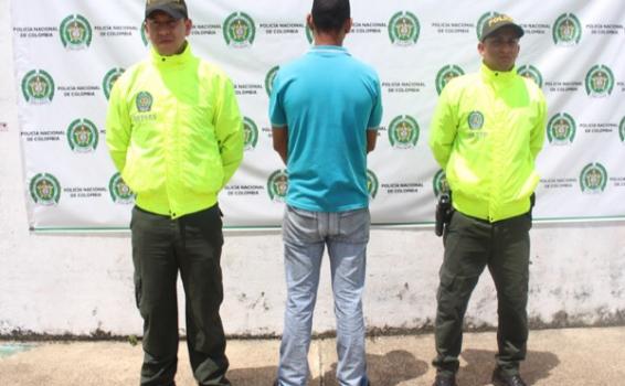 Capturado sujeto con antecedentes judiciales Capturado sujeto con antecedentes judiciales