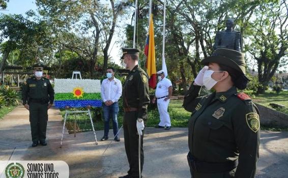 EN EL DÍA DE LA SOBERANÍA COLOMBIANA LA POLICÍA NACIONAL CON MEDIDAS DE SEGURIDAD INTENSIFICO CAMPAÑAS DE PREVENCIÓN. EN EL DÍA DE LA SOBERANÍA COLOMBIANA LA POLICÍA NACIONAL CON MEDIDAS DE SEGURIDAD INTENSIFICO CAMPAÑAS DE PREVENCIÓN.