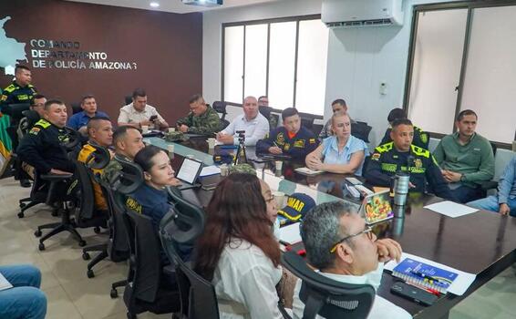 Consejo de Seguridad Municipal Extraordinario." Leticia refuerza la seguridad con nuevas medidas y controles nocturnos