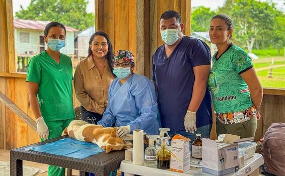 Leticia fortalece el bienestar comunitario y la sostenibilidad ambiental en la comunidad de La Playa