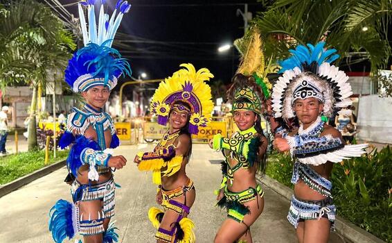 Leticia vive el arte y la cultura con “El Octagonazo” Leticia vive el arte y la cultura con “El Octagonazo”