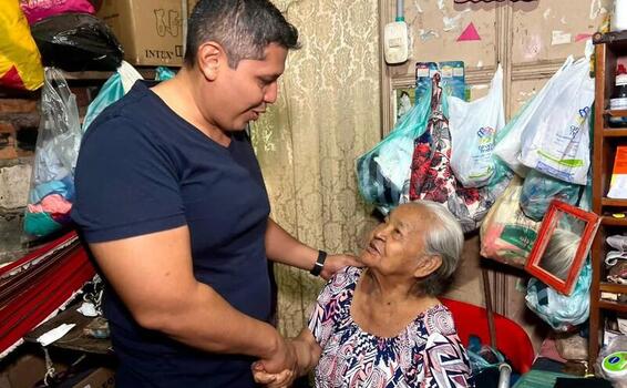 Alcalde Elquin Uni Heredia anuncia mejoramientos de vivienda para familias del barrio Porvenir Castañal Alcalde Elquin Uni Heredia anuncia mejoramientos de vivienda para familias del barrio Porvenir Castañal