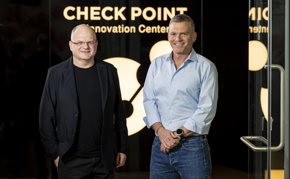 Nadav Zafrir, nuevo CEO de Check Point Software y Gil Shwed, asume como presidente ejecutivo del Consejo de Administración Nadav Zafrir, nuevo CEO de Check Point Software y Gil Shwed, asume como presidente ejecutivo del Consejo de Administración