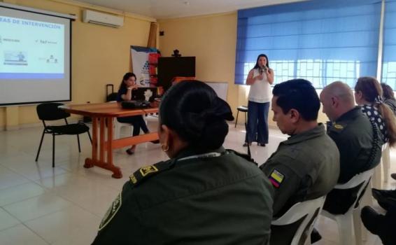 Fuerza Aérea Colombiana participa en comité DDHH y sesión departamental contra la trata de personas en el Amazonas Fuerza Aérea Colombiana participa en comité DDHH y sesión departamental contra la trata de personas en el Amazonas