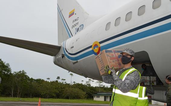 Aviones de su Fuerza Aérea continúan realizando vuelos humanitarios al Amazonas Aviones de su Fuerza Aérea continúan realizando vuelos humanitarios al Amazonas