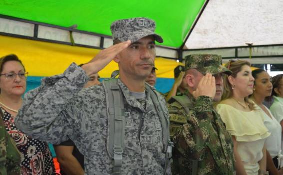 Fuerza Aérea Colombiana participa en la ceremonia de transmisión de mando de la PONAL en la Amazonía