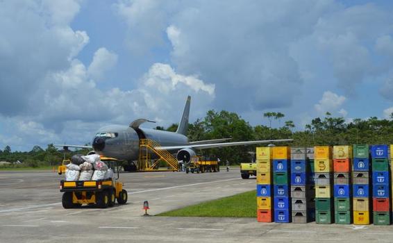 Continúa el transporte de residuos de posconsumo en los aviones de su Fuerza Aérea