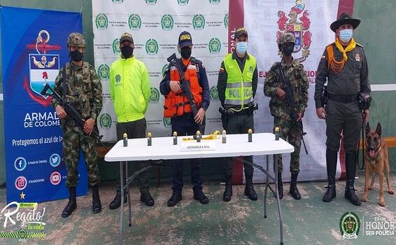 POLICÍA UBICÓ SIETE GRANADAS DE MGL, EN ZONA BOSCOSA DE LETICIA POLICÍA UBICÓ SIETE GRANADAS DE MGL, EN ZONA BOSCOSA DE LETICIA