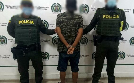 CAPTURADO UN HOMBRE POR EL DELITO DE HURTO EN LETICIA CAPTURADO UN HOMBRE POR EL DELITO DE HURTO EN LETICIA