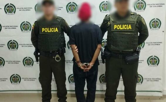 HOMBRE TRANSPORTABA MÁS DE 50 GRAMOS DE BASE DE COCA