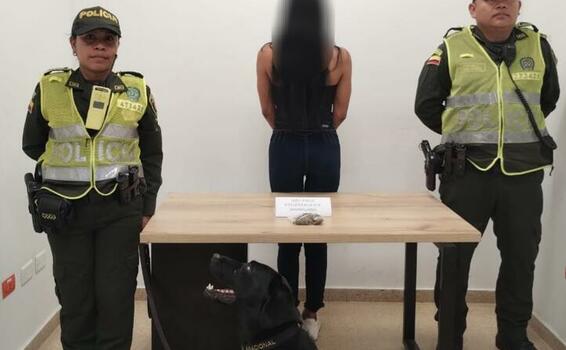 ¡UNA VES MÁS! CANINO DE LA POLICÍA DETECTA ESTUPEFACIENTES EN AEROPUERTO DE LETICIA 