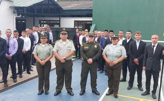 POLICÍA RECIBE 30 FUTUROS POLICÍAS EN AMAZONAS POLICÍA RECIBE 30 FUTUROS POLICÍAS EN AMAZONAS