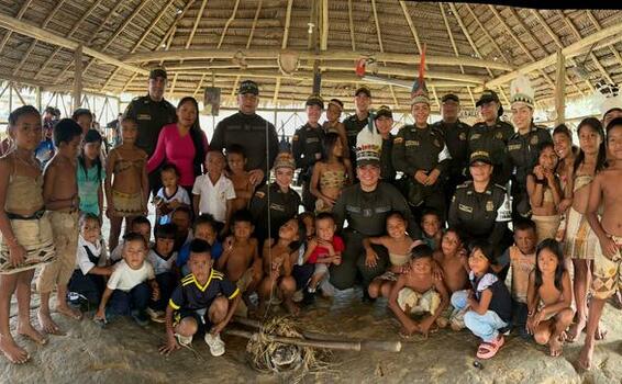 Policía Nacional celebra el Día de la Niñez en la comunidad indígena Progreso Policía Nacional celebra el Día de la Niñez en la comunidad indígena Progreso