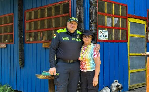 El señor coronel Santiago Garavito Aránzazu comandante departamento de policía Amazonas lidera las acciones de seguridad y la convivencia en el amazonas El señor coronel Santiago Garavito Aránzazu comandante departamento de policía Amazonas lidera las acciones de seguridad y la convivencia en el amazonas