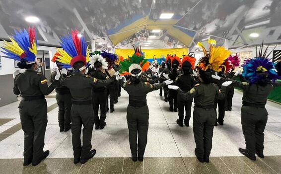 Ceremonia de Juramento a la Bandera del Curso 009 de Auxiliares de Policía