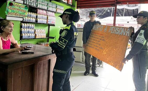 Grupo de Policía Comunitaria adelanta campañas de prevención contra el hurto a personas en el Amazonas 