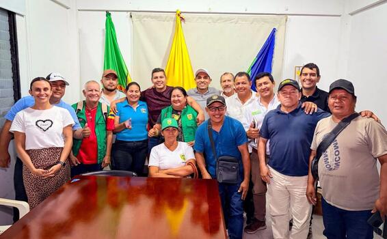 DIÁLOGO Y TRABAJO ARTICULADO CON LÍDERES COMUNALES FORTALECE EL DESARROLLO DE LOS BARRIOS DE LETICIA DIÁLOGO Y TRABAJO ARTICULADO CON LÍDERES COMUNALES FORTALECE EL DESARROLLO DE LOS BARRIOS DE LETICIA