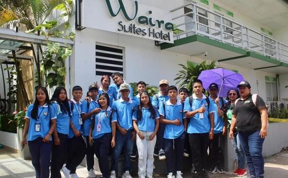 Estudiantes de Leticia fortalecen sus conocimientos en turismo y hotelería a través de experiencia pedagógica