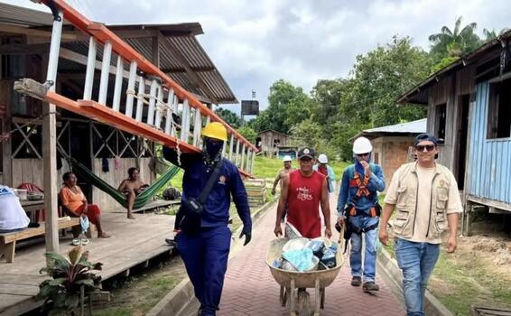 La Unidad de Servicios Públicos avanza en la modernización del alumbrado público en Leticia La Unidad de Servicios Públicos avanza en la modernización del alumbrado público en Leticia