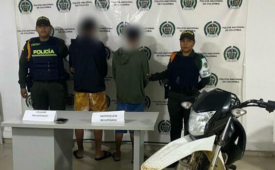 DOS EXTRANJEROS CAPTURADOS POR HURTO
