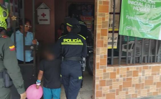 Niños siguen en busca de sus familias Niños siguen en busca de sus familias