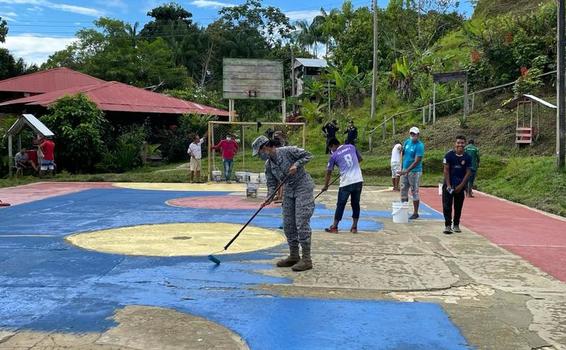 Jornada de embellecimiento y recuperación de espacios deportivos fue apoyada por el GAAMA Jornada de embellecimiento y recuperación de espacios deportivos fue apoyada por el GAAMA