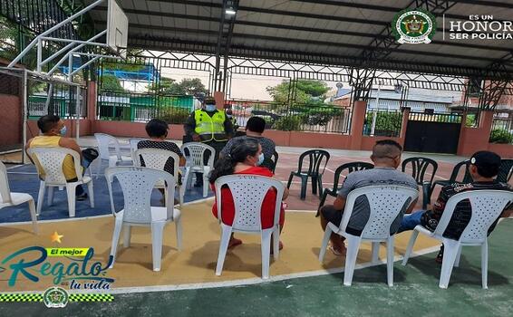 POLICÍA FORTALECE PARTICIPACIÓN CÍVICA EN BARRIO PORVENIR DE LETICIA