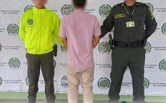 ADOLESCENTE QUE ABUSO SEXUALMENTE DE MENOR, FUE CAPTURADO POR LA POLICÍA ADOLESCENTE QUE ABUSO SEXUALMENTE DE MENOR, FUE CAPTURADO POR LA POLICÍA