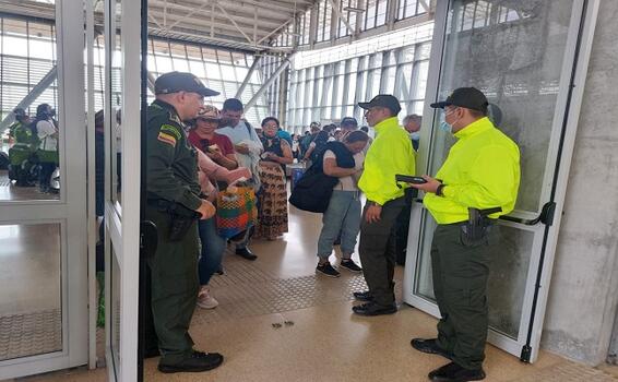 POLICÍA GARANTIZÓ LA SEGURIDAD EN EL PUENTE FESTIVO DE REYES