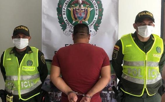 EN PUERTO NARIÑO, POLICÍA CAPTURA SUJETO POR EL DELITO DE LESIONES EN PUERTO NARIÑO, POLICÍA CAPTURA SUJETO POR EL DELITO DE LESIONES