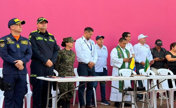 Amazonas conmemoró el Día Nacional de los Derechos Humanos con homenaje a líderes sociales y acompañamiento de la Policía Nacional Amazonas conmemoró el Día Nacional de los Derechos Humanos con homenaje a líderes sociales y acompañamiento de la Policía Nacional