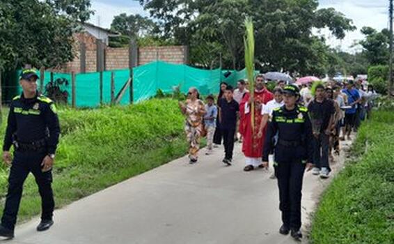 El departamento de Policía amazonas acompaño las actividades desarrolladas en la capital amazonense, en el inicio de la semana mayor .