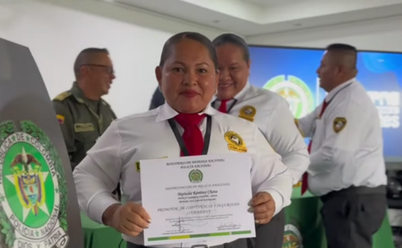La policía nacional fortalece la capacitación de guardas de seguridad privada en Leticia trabajando juntos por la seguridad de la comunidad  La policía nacional fortalece la capacitación de guardas de seguridad privada en Leticia trabajando juntos por la seguridad de la comunidad