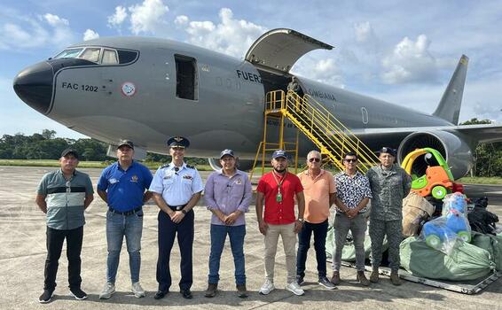 Más de 25 toneladas de donaciones fueron transportados al Amazonas 