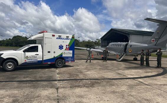 Traslado aeromédico de dos personas que requerían atención prioritaria fue realizado por su Fuerza Aeroespacial Colombiana 