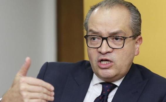Los pecados y escándalos que empañan al Procurador General de La Nación Fernando Carillo Florez desde la regional del Amazonas Los pecados y escándalos que empañan al Procurador General de La Nación Fernando Carillo Florez desde la regional del Amazonas