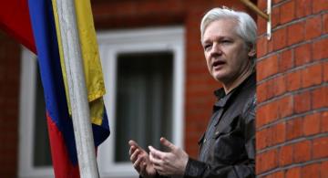 Julian Assange en la embajada de Ecuador 