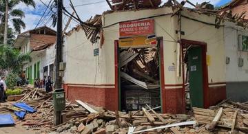 image for Desplome de techo dejó cinco personas lesionadas | Ciudad Bolívar